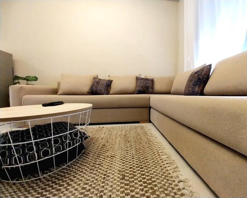 Appartement Cosy Proche Aeroport Deroua Eksteriør bilde
